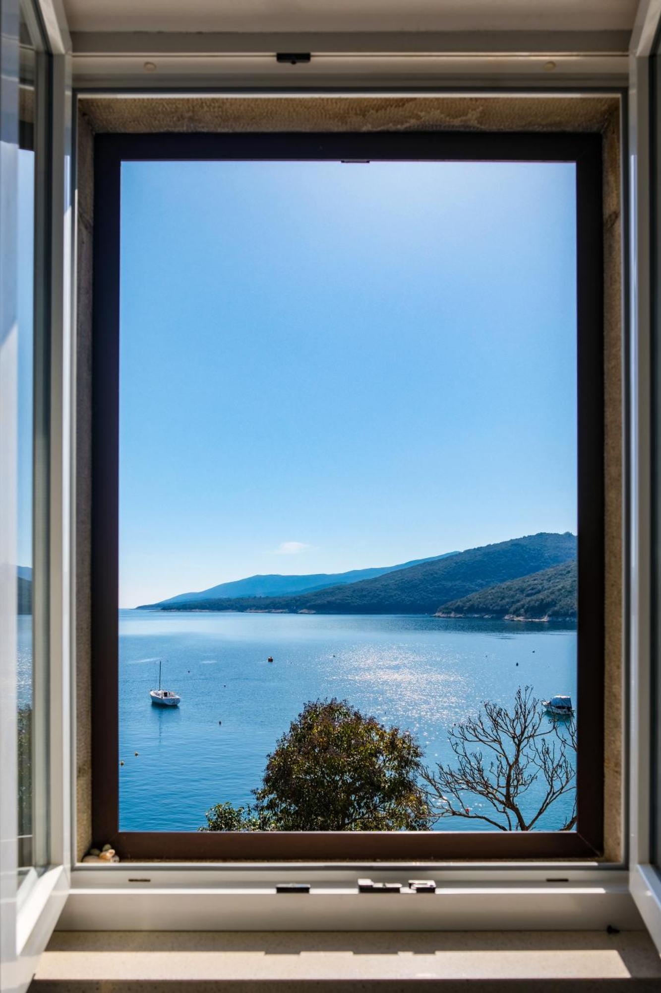Studio Apartment Above Promenade W Terrace & Parking Rabac Exteriér fotografie